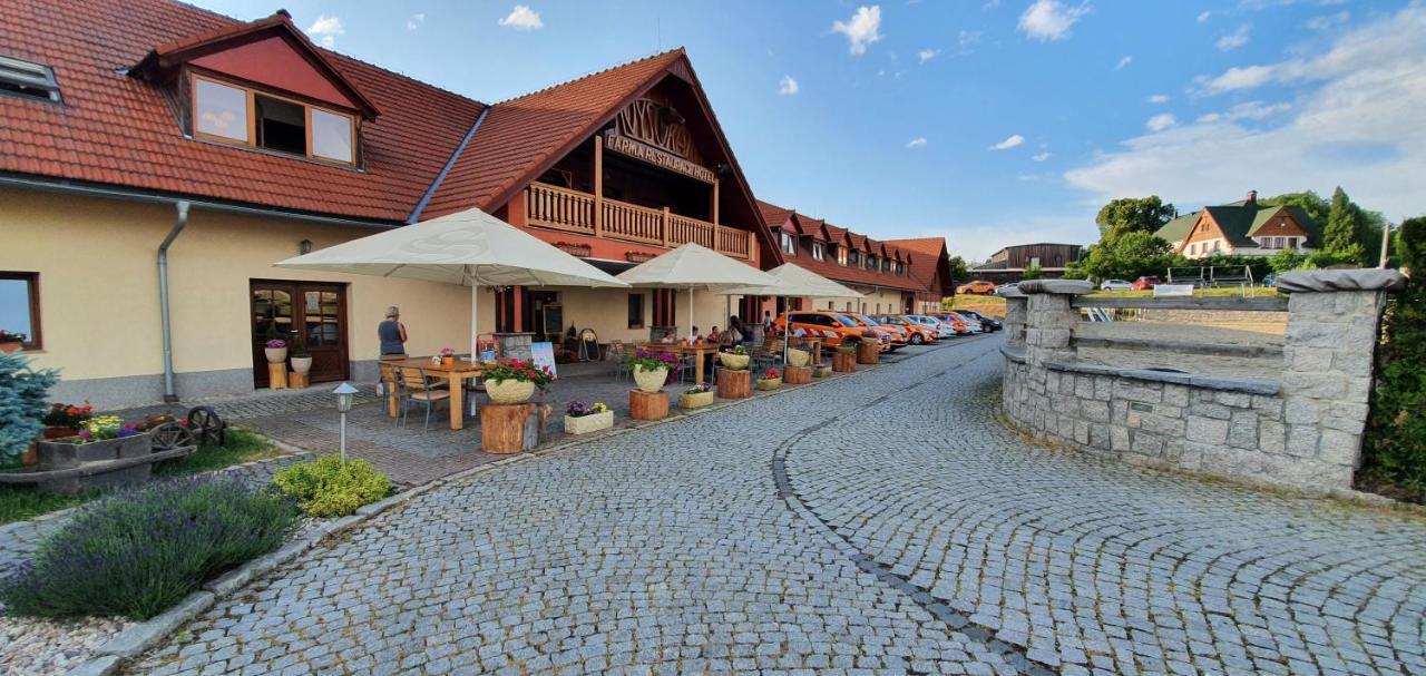 Hotel Farma Vysoka Chrastava Экстерьер фото